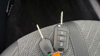 Peugeot 208 1.2 Hybrid 100ch Style e-DCS6 — photo 16