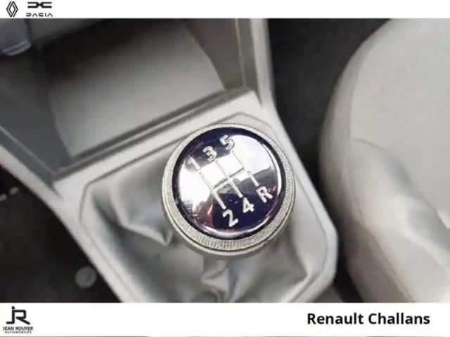 Dacia Sandero 1.0 eco-g 100ch essential — photo 6