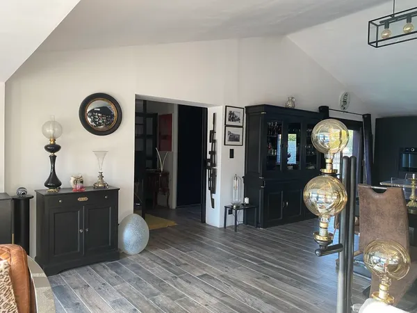PROCHE AVIGNON, MAISON RESTAUREE