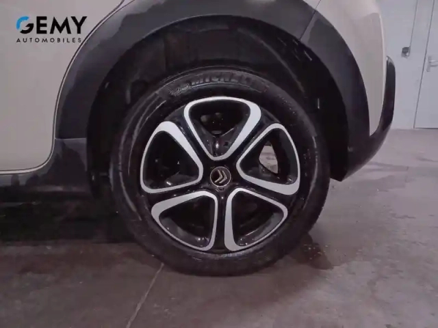 Citroën C3 puretech 83 s&amp;s bvm5 — photo 11