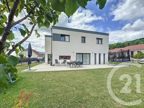 Maison 8 pièces 185 m²