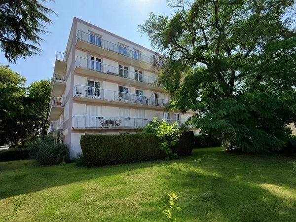 Appartement 5 pièces 96 m²