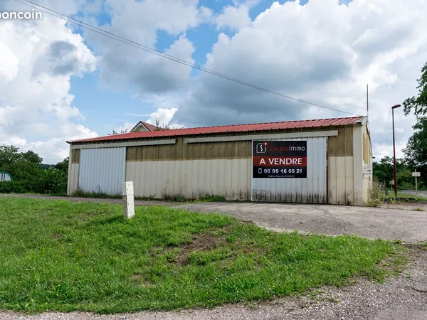 Local 140 m² SAULNOT