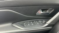 Peugeot 308 1.2 PureTech 130ch S&S GT EAT8 — photo 17