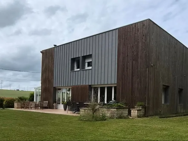 Maison 237 m² + dépôt pro 292 m² sur 3,6 ha - Flavacourt