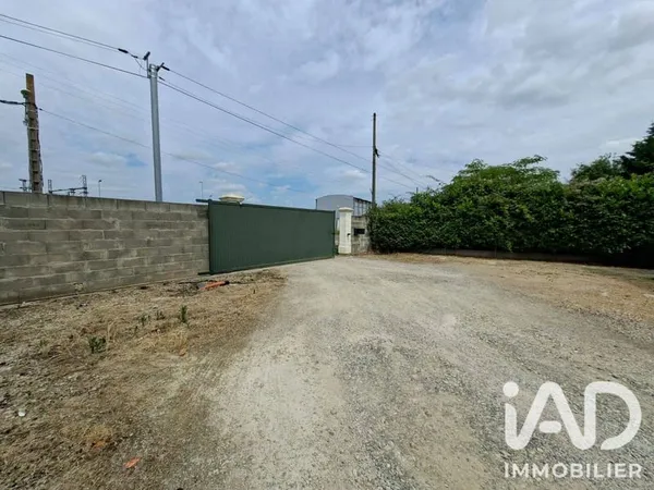 Terrain constructible 1071 m²