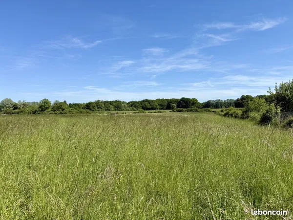 Terrain 1600 m² Saint-Jean-de-Bonneval