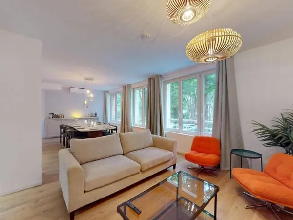 Maison 1 pièce 260 m²