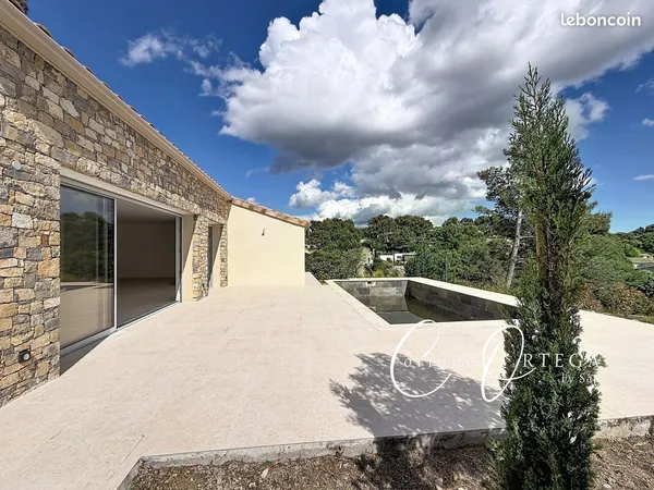 Villa 5 pièces 137 m²