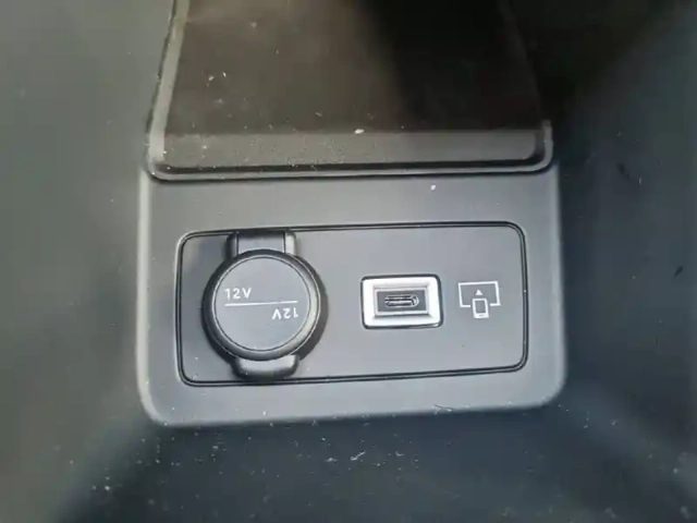 Peugeot 308 hybrid 145 e-dcs6 — photo 20