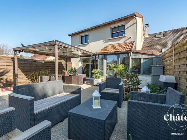 Maison 6 pièces 141 m²