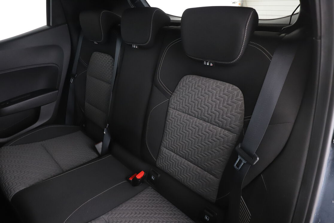 Renault Clio 1.6 E-Tech SL Limited — photo 13
