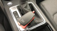 Audi Q2 35 TFSI 150ch Design S tronic 7 — photo 16