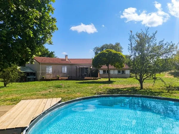 Maison Capdenac Le Haut 6 pièce(s) 138 m2