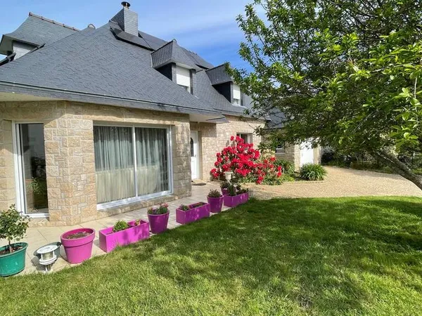 Maison 7 pièces 160 m²