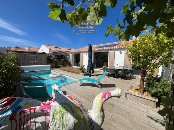 Vends maison - 143 m² - 4 pièces, 3 chambres - L'Île-d'Yeu 85350