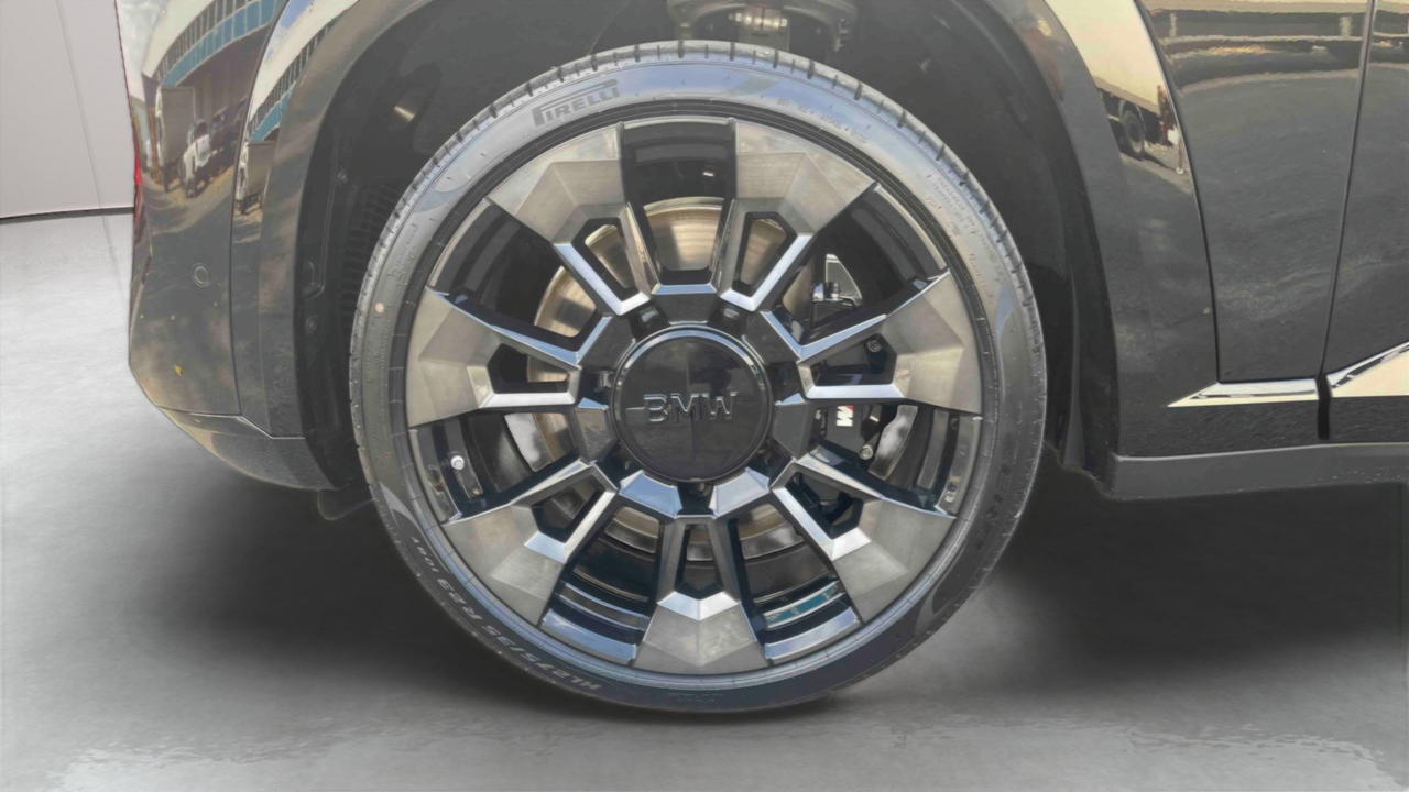 BMW XM 50e 476 ch BVA8 — photo 16