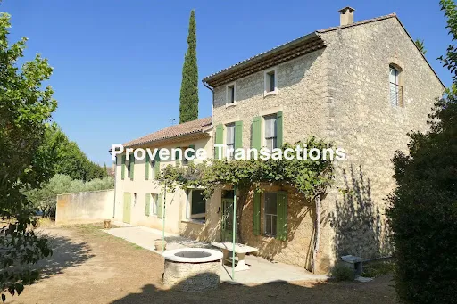 Propriété 1 pièce 300 m²
