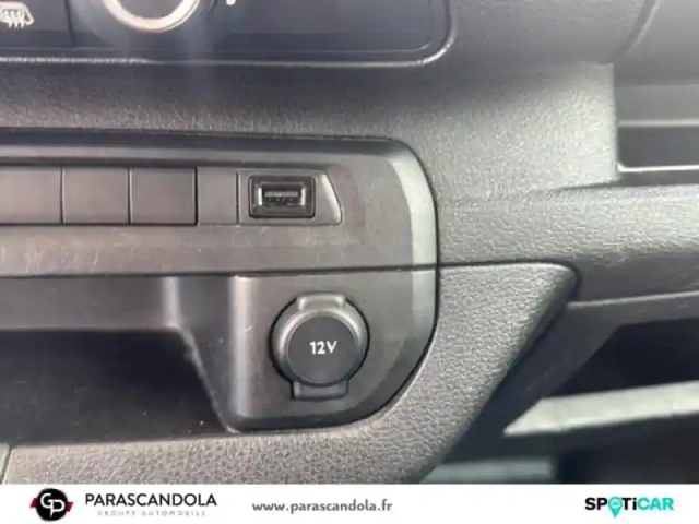 Fiat Scudo fg m 1.5 bluehdi 120ch s&amp;s pro lounge connect — photo 15