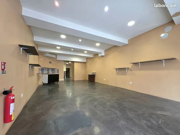 Local commercial 109 m² ROMANS SUR ISERE