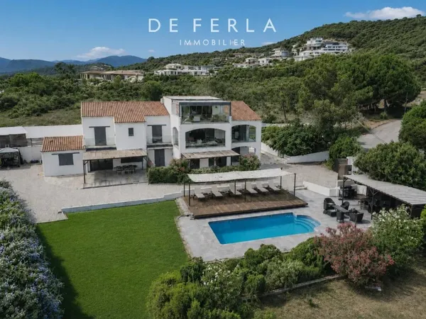 Propriété sur Porticcio avec vue mer