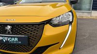 Peugeot 208 e-208 136ch Like — photo 17