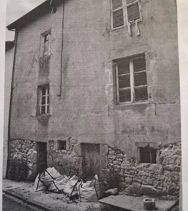 Photo 1