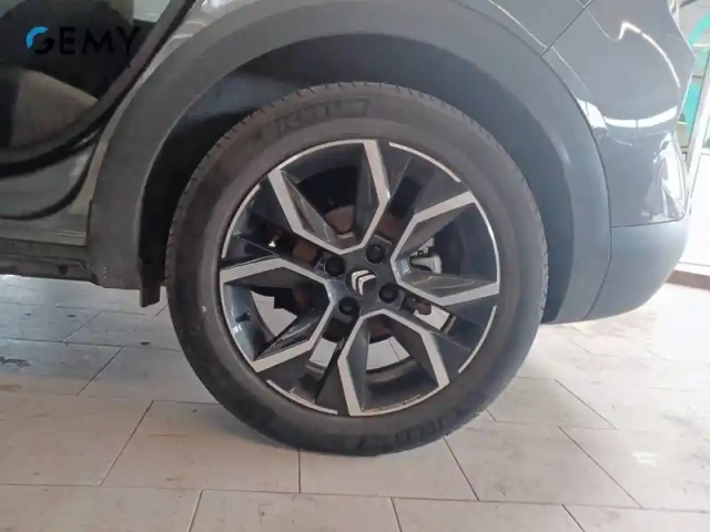 Citroën C4 e- 136 ch automatique — photo 11