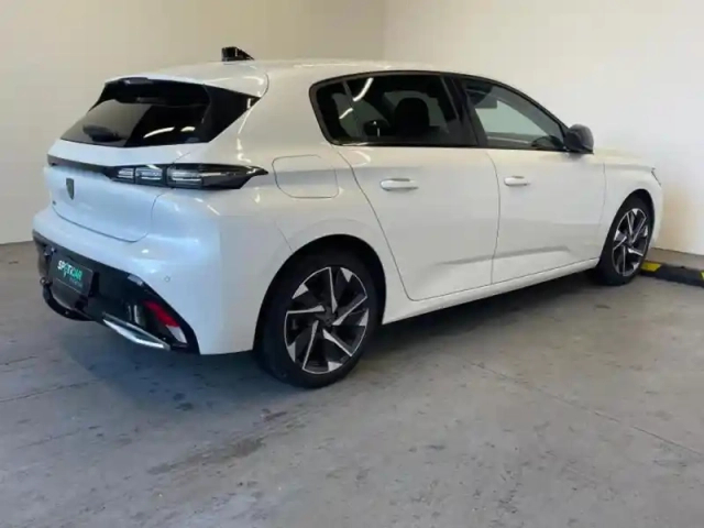 Peugeot 308 1.2 puretech 130ch s&amp;s allure pack — photo 5
