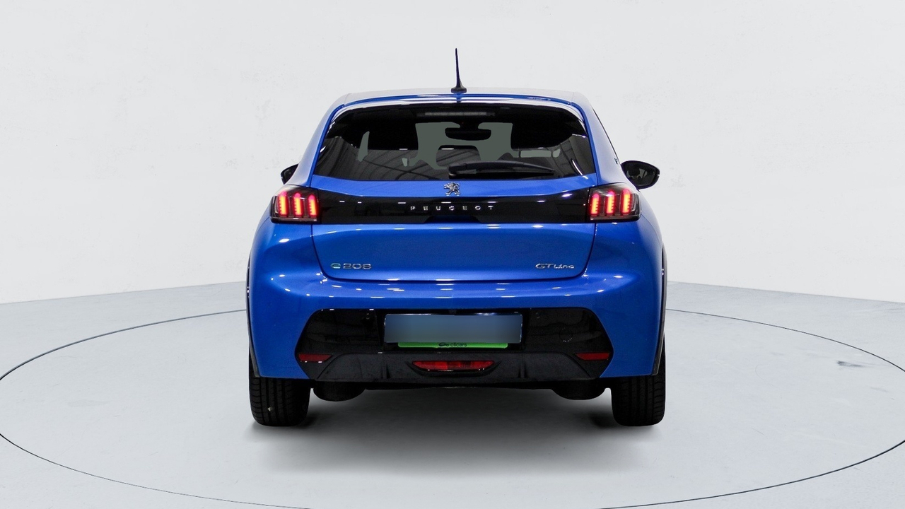 Peugeot 208 — photo 4