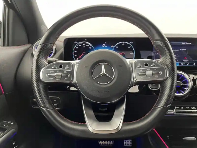 Mercedes Eqa 250 — photo 11