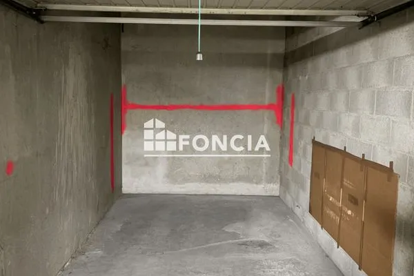 Parking 14 m²