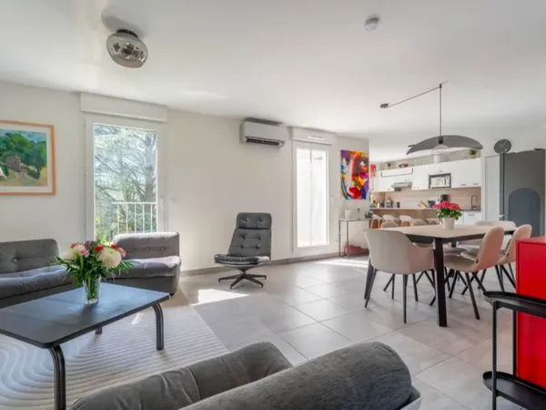 Vends Duplex climatisée