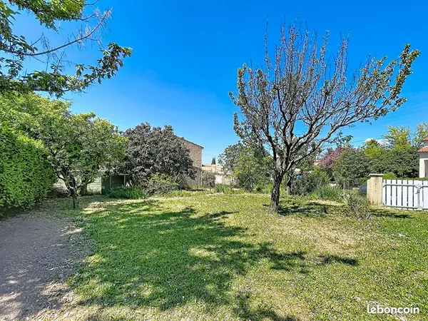 Terrain 434 m² PERTUIS