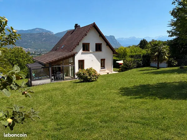 Maison 6 pièces 135 m²