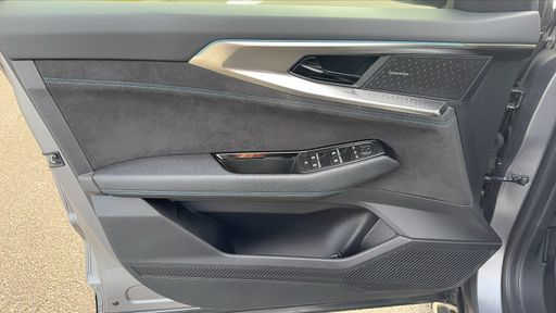 Renault Austral 1.2 DIG-T 200 Hybrid 2WD Xtronic - Iconic Esprit Alpine – 2023 – 94427 km – Hybride essence – Boîte Automatique — photo 26