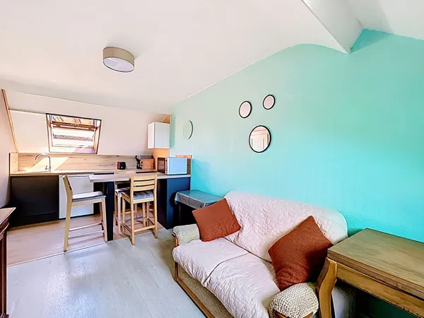 Appartement 2 pièces dernier étage meublé proche Thermes 25,46 m² Aix-les-Bains