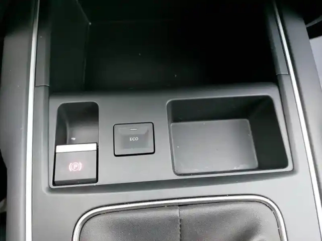 Citroën C5 Aircross bluehdi 130 s&amp;s bvm6 — photo 16