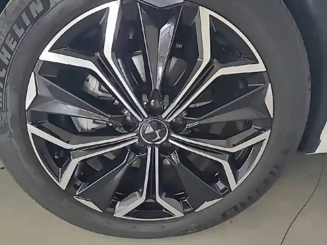 Ds Ds 4 hybride 145 e-dct6 — photo 13