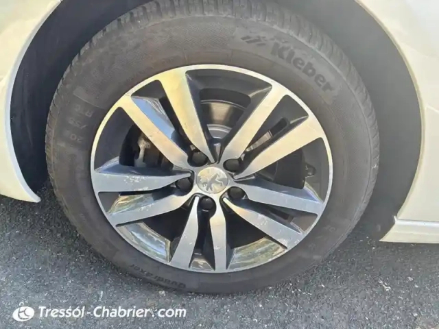 Peugeot 308 puretech 110ch s&amp;s bvm6 allure — photo 22