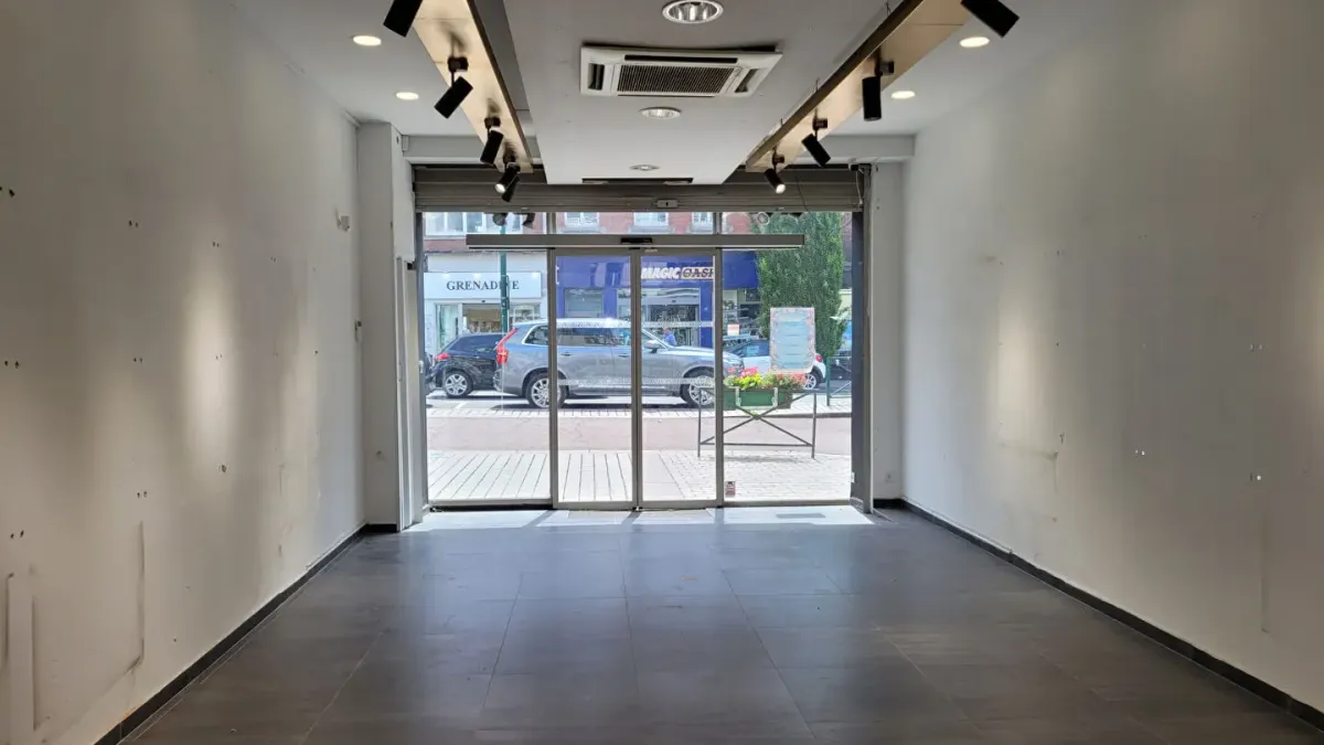 Photo 1