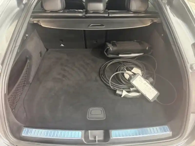 Mercedes Glc 300de 4matic amg line — photo 10