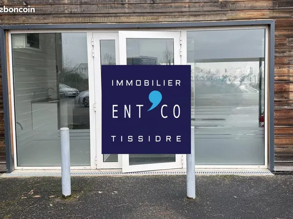 Local commercial 85 m² Boé