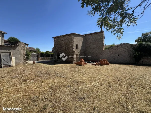 Grange 2 pièces 90 m²
