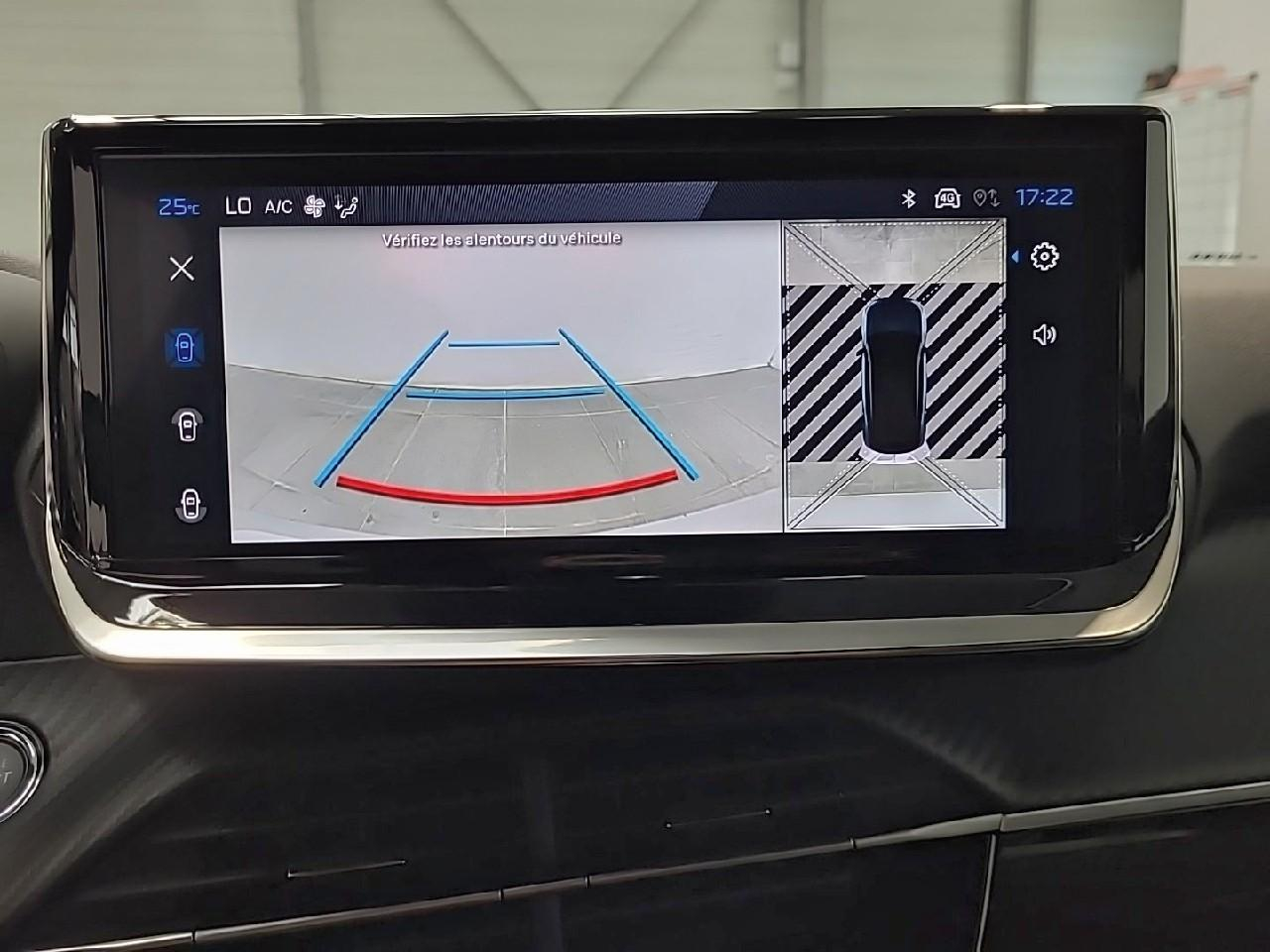 Peugeot 2008 hybrid 145 e-dcs6 allure — photo 18