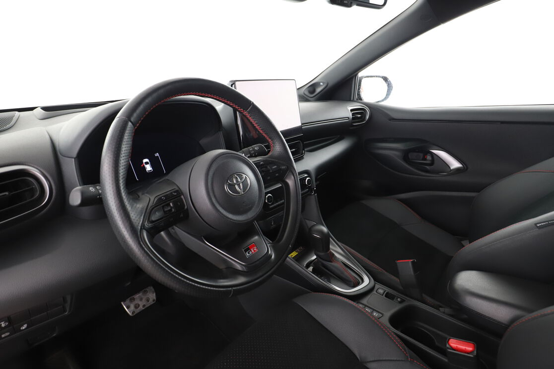 Toyota Yaris 1.5 Hybride GR Sport — photo 10