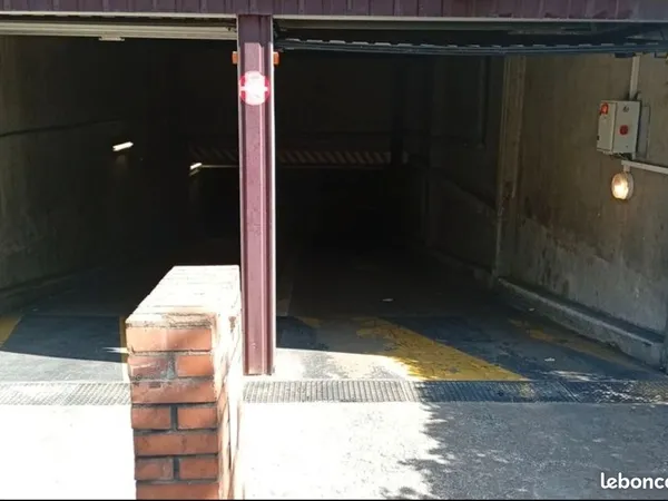 Emplacement parking
