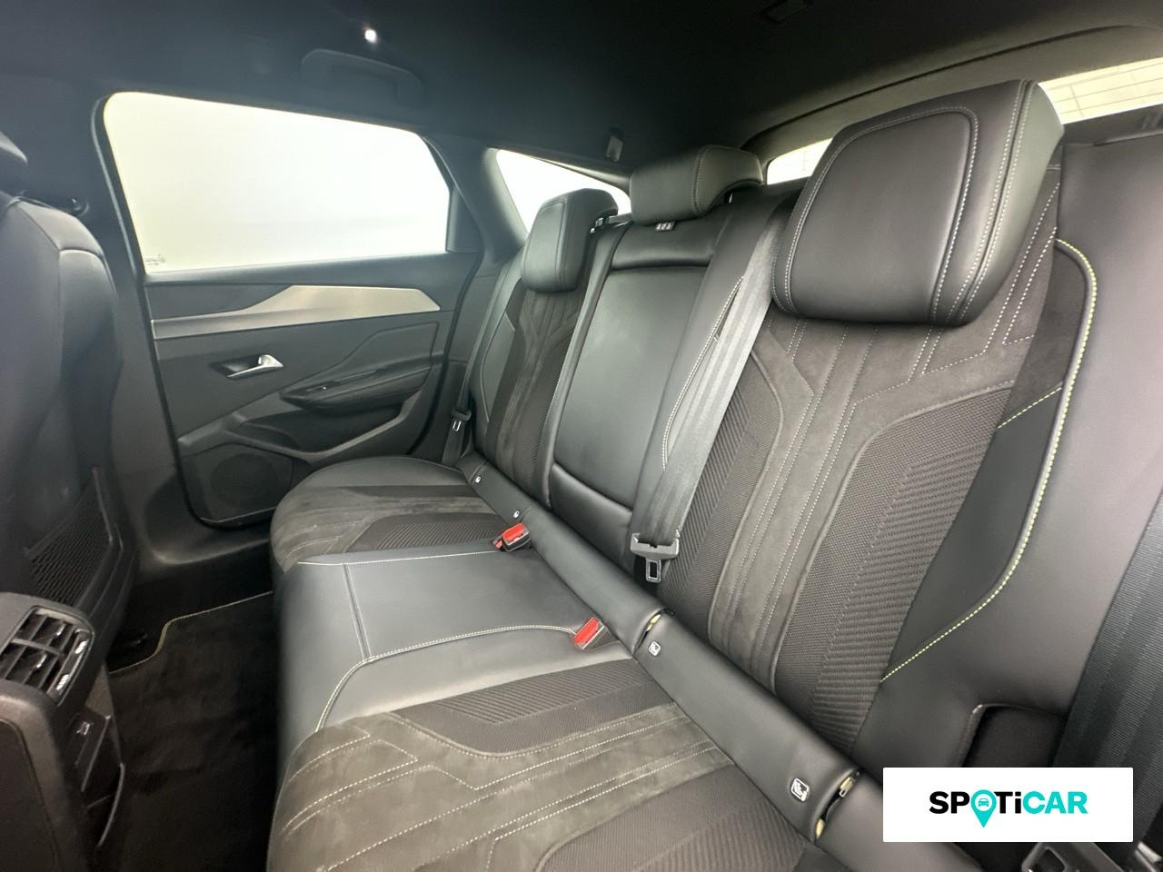 Peugeot 308 sw phev 225ch gt e-eat8 — photo 10