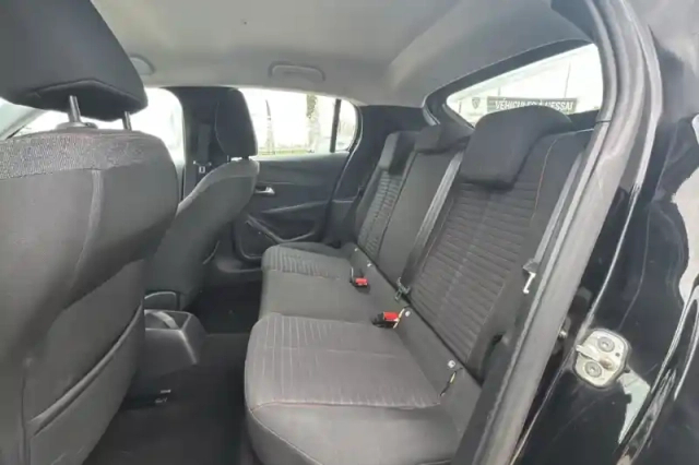 Peugeot 208 puretech 100 s&amp;s bvm6 — photo 10