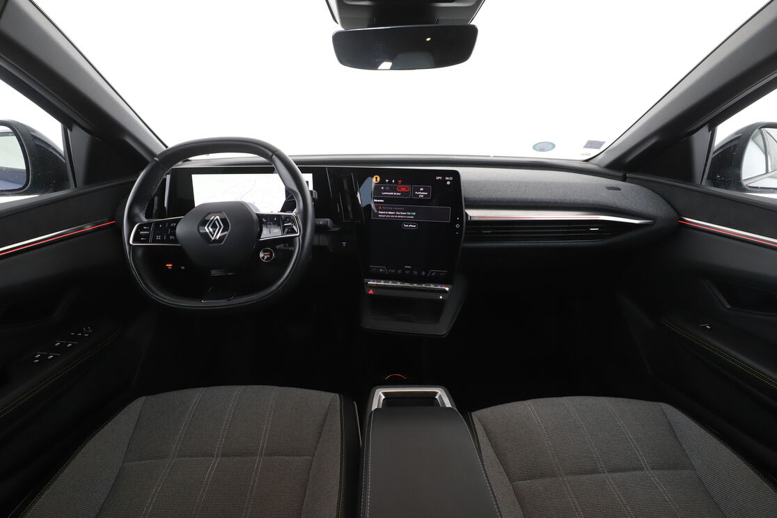 Renault Megane E-Tech E-Tech EV60 Super Charge Techno — photo 11